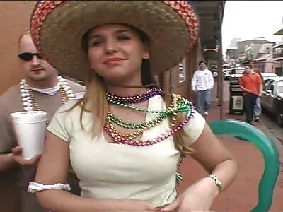Lucky Driver bdsm seksfilms neukt zijn rondborstige passagier video (mevrouw Yummy)